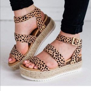 Cheetah print esparadille sandals